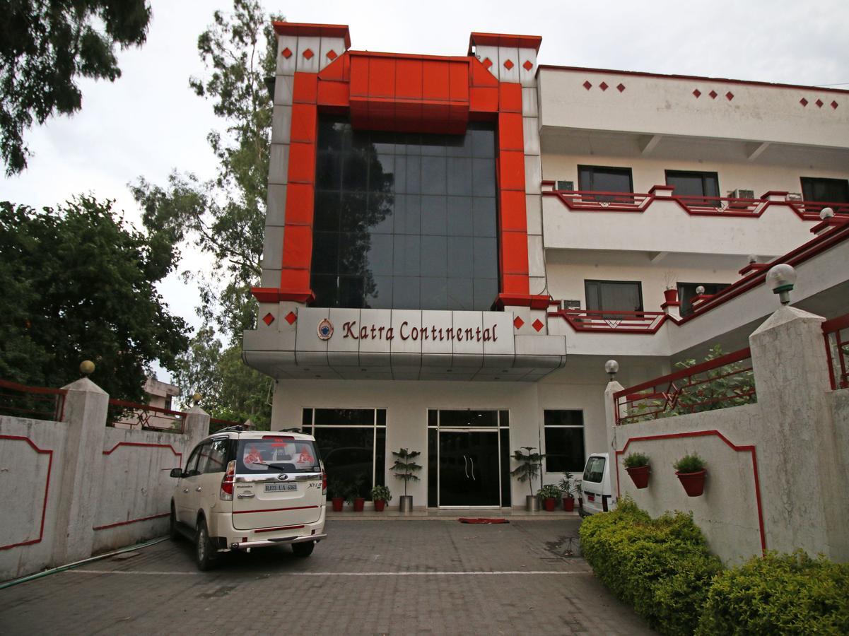 Hotel Oyo 5667 Katra Continental Extérieur photo