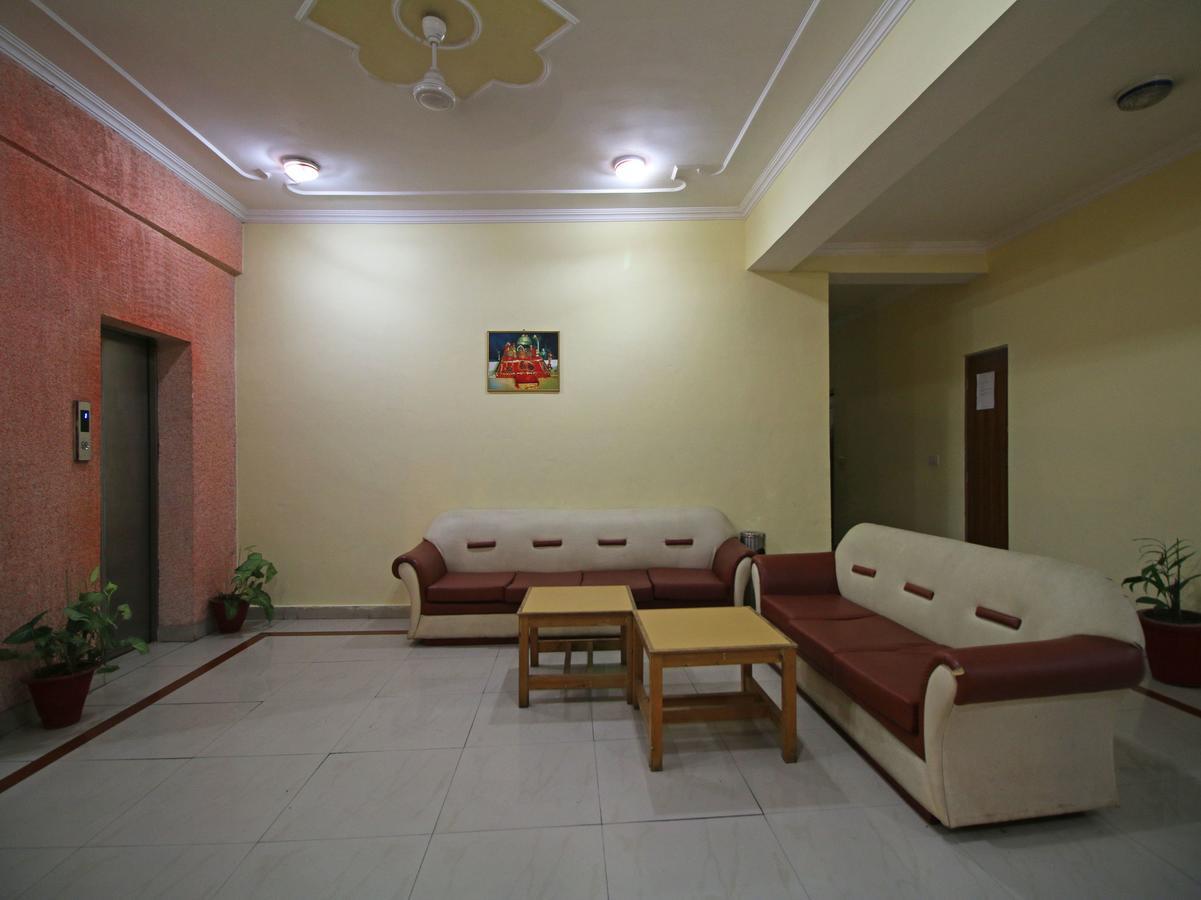 Hotel Oyo 5667 Katra Continental Extérieur photo