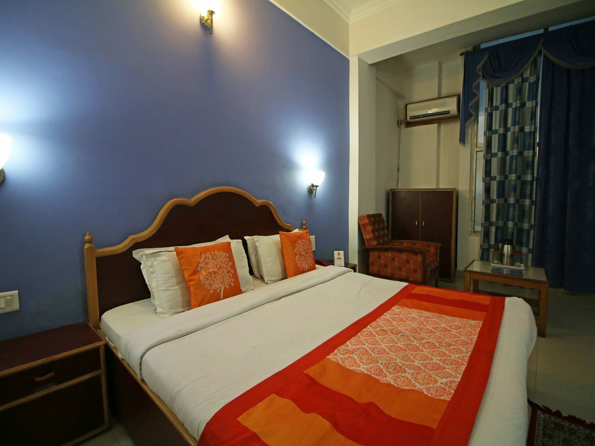 Hotel Oyo 5667 Katra Continental Extérieur photo